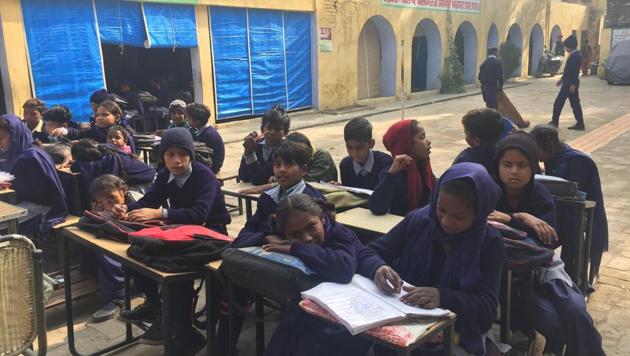 The students of Centre Government Elementary School in Tarn Taran. The school has six rooms, out of which only three rooms, in dilapidated condition, are available for the students. (HT Photo) The students of Centre Government Elementary School in Tarn Taran. The school has six rooms, out of which only three rooms, in dilapidated condition, are available for the students. (HT Photo)