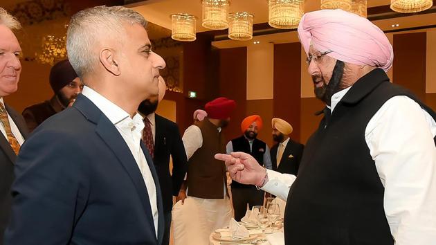 Punjab chief minister Captain Amarinder Singh in conversation with London mayor Sadiq Khan at a dinner hosted by Punjab government in Amritsar on Tuesday. (HT Photo) Punjab chief minister Captain Amarinder Singh in conversation with London mayor Sadiq Khan at a dinner hosted by Punjab government in Amritsar on Tuesday. (HT Photo)