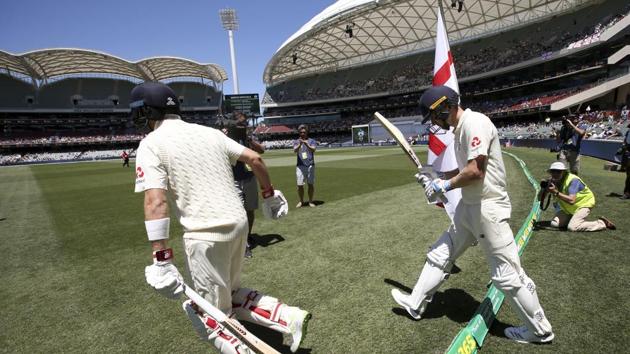 England began the day at 176/4, with Joe Root and Chris Woakes at the crease. (AP)
