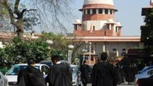 Lawyers outside Supreme Court (File Photo) (Pradeep Gaur/ Mint) Lawyers outside Supreme Court (File Photo) (Pradeep Gaur/ Mint)
