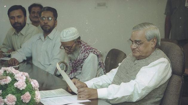 After the Lucknow bench of the Allahabad High Court began hearings to determine who owns the Ayodhya site, Prime Minister AB Vajpayee set up an Ayodhya cell to hold talks with Hindu and Muslim leaders. (Pradeep Bhatia / HT Photo) 