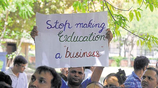 The committee was formed after parents protested against the alleged exorbitant fee hikes by schools. (Representational photo/HT file) The committee was formed after parents protested against the alleged exorbitant fee hikes by schools. (Representational photo/HT file)