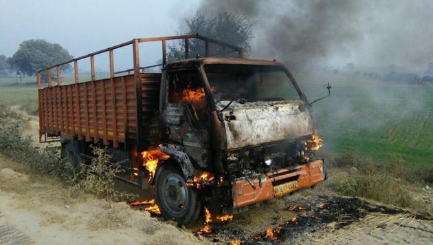 Irate residents blocked traffic for over an hour on the Pushta Road on Wednesday morning and set a canter ablaze. Irate residents blocked traffic for over an hour on the Pushta Road on Wednesday morning and set a canter ablaze.