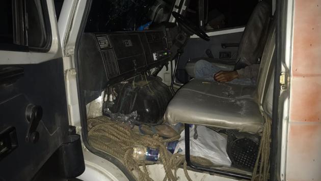 The pickup truck in which cows were allegedly being smuggled in Rajasthan’s Alwar.(HT photo)