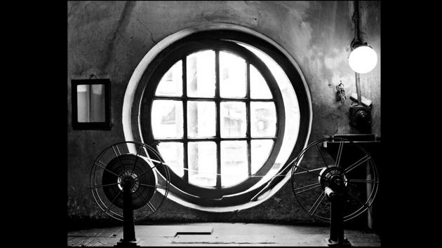Untitled #9 (Regal), 2009. Inkjet Print. At the George Eastman Museum, Raman, in collaboration with Shrinkhla Agrawal, has put together a playlist of old Hindi film songs like Yeh Dil Na Hota Bechara and Kajra Mohabbat Wala, which serve as background music to the show to evoke a sense of performance that the big screen offers and also to remember an era of Bollywood that once thrived in these dilapidated buildings. (Courtesy Nandita Raman and sepiaEYE)