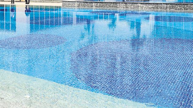 A boy drowned in a swimming pool of a guest house in Goa.(Burhaan Kinu/HT File Photo)