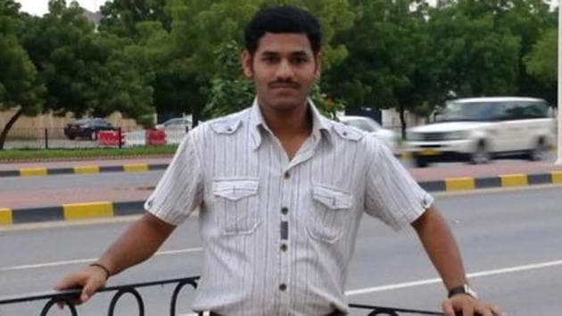 Parag Kshirsagar, 29, is a diploma-holder in mechanical engineering. (HT Photo) Parag Kshirsagar, 29, is a diploma-holder in mechanical engineering. (HT Photo)