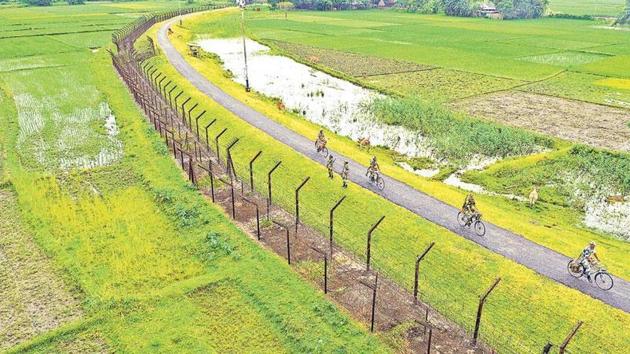 File picture of the Changrabandha border between India and Bangladesh in Mekhliganj Block in Cooch Behar district of Bengal. (Samir Jana) File picture of the Changrabandha border between India and Bangladesh in Mekhliganj Block in Cooch Behar district of Bengal. (Samir Jana)