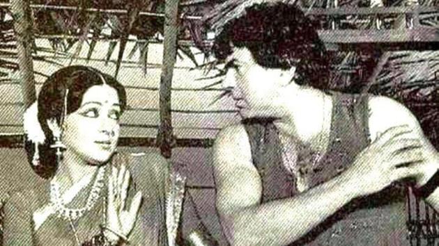 Hema Malini wishes husband Dharmendra on his 82nd birthday with throwback pictures.