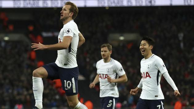 Harry Kane (L) scored twice as Tottenham Hotspur thrashed Stoke City 5-2 in the Premier League on Saturday. (AP) Harry Kane (L) scored twice as Tottenham Hotspur thrashed Stoke City 5-2 in the Premier League on Saturday. (AP)