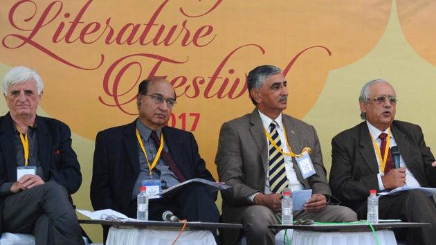 (From left) Author Claude Arpi, former Indian high commission to Pakistan G Parthasarathy Lt Gen Praveen Bakshi and Lt Gen JS Bajwa attending a session during the Military Literature Festival 2017 at Lake club in Chandigarh on Friday.(Anil Dayal/HT) (From left) Author Claude Arpi, former Indian high commission to Pakistan G Parthasarathy Lt Gen Praveen Bakshi and Lt Gen JS Bajwa attending a session during the Military Literature Festival 2017 at Lake club in Chandigarh on Friday.(Anil Dayal/HT)