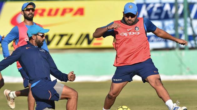 Live streaming and live cricket score of India vs Sri Lanka, 1st ODI, Dharamsala was available online. SL thrashed IND by seven wickets to go 1-0 up in the three-match series.(PTI)