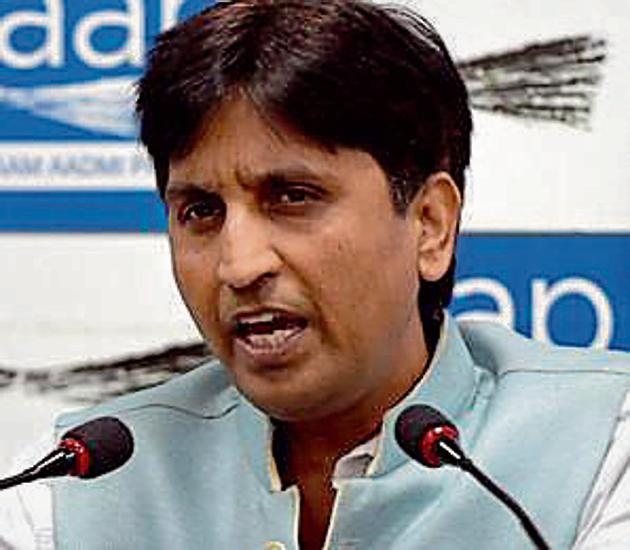 Aam Aadmi Party (AAP) leader Kumar Vishwas. (Sushil Kumar/HT Photo.) Aam Aadmi Party (AAP) leader Kumar Vishwas. (Sushil Kumar/HT Photo.)