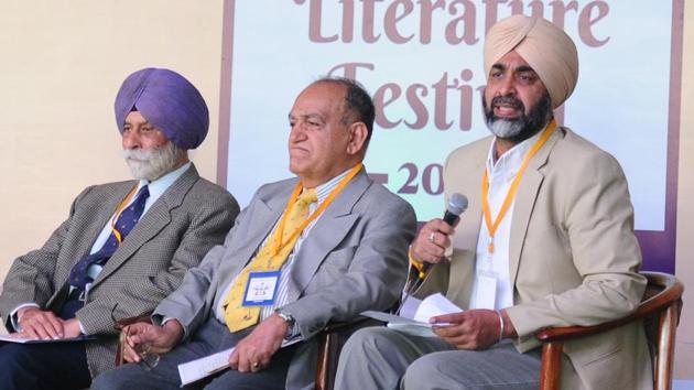 (From right) Punjab finance minister Manpreet Singh Badal, Air Marshal Bharat Kumar (retd), Lt Gen NS Brar (retd) and Brig Sukhjit Singh (retd), during the session on the war of 1965 at the Military Literature Festival in Chandigarh. (Anil Dayal/HT) (From right) Punjab finance minister Manpreet Singh Badal, Air Marshal Bharat Kumar (retd), Lt Gen NS Brar (retd) and Brig Sukhjit Singh (retd), during the session on the war of 1965 at the Military Literature Festival in Chandigarh. (Anil Dayal/HT)