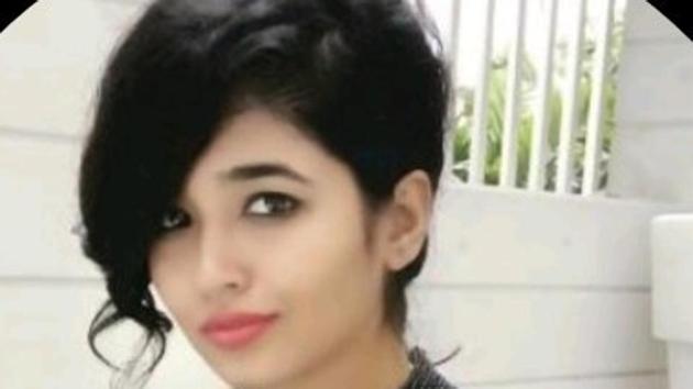 The woman, Arpita Tiwari, is a Mira Road resident. Police are questioning her boyfriend Pankaj Jadhav, her friend and flatmates to ascertain the cause of her death. (HT File) The woman, Arpita Tiwari, is a Mira Road resident. Police are questioning her boyfriend Pankaj Jadhav, her friend and flatmates to ascertain the cause of her death. (HT File)