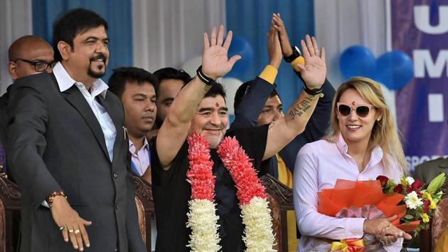 Maradona was shown plenty of love by fans in Kolkata and he appreciated it. (PTI) Maradona was shown plenty of love by fans in Kolkata and he appreciated it. (PTI)