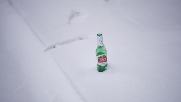 A remnant from the night before sits on the pavement as people woke up to a blanket of overnight snowfall in in Stoke On Trent, United Kingdom on December 10, 2017. Spokesman Oli Claydon said the last time Britain saw this much snow nationwide was March 2013, and during the winter of 2010. (Christopher Furlong / Getty Images) A remnant from the night before sits on the pavement as people woke up to a blanket of overnight snowfall in in Stoke On Trent, United Kingdom on December 10, 2017. Spokesman Oli Claydon said the last time Britain saw this much snow nationwide was March 2013, and during the winter of 2010. (Christopher Furlong / Getty Images)