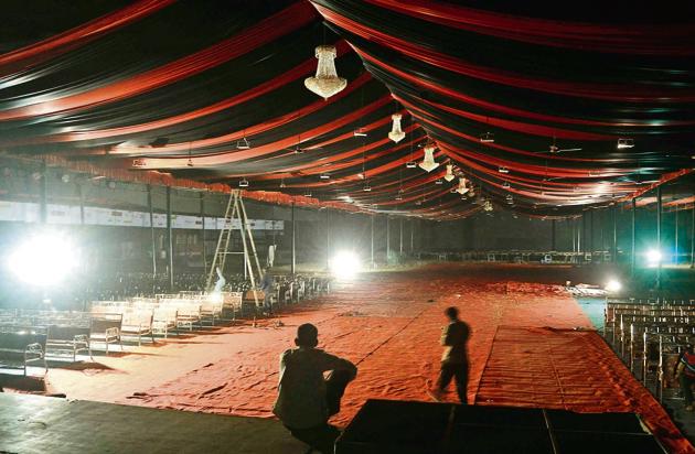 Preparations for the upcoming musical festival 65th Sawai Gandharv Bhimsen Mahotsav are well and truly on at the New English School, Ramanbaug on Sunday. The five-day festival begins from December 13.(Ravindra Joshi/HT PHOTO)