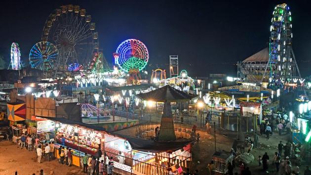 Mumbai celebrates Mahim fair | Hindustan Times