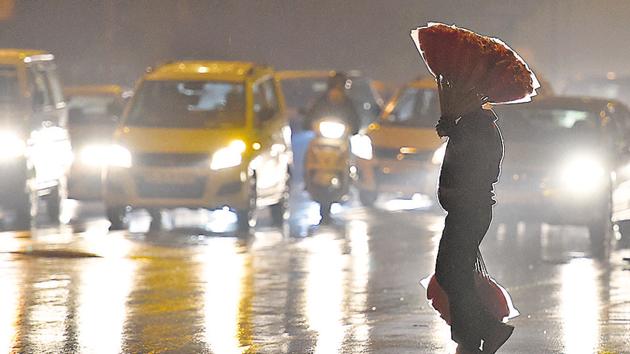 Showers in New Delhi on Monday evening. (Sanchit Khanna/HT PHOTO) Showers in New Delhi on Monday evening. (Sanchit Khanna/HT PHOTO)