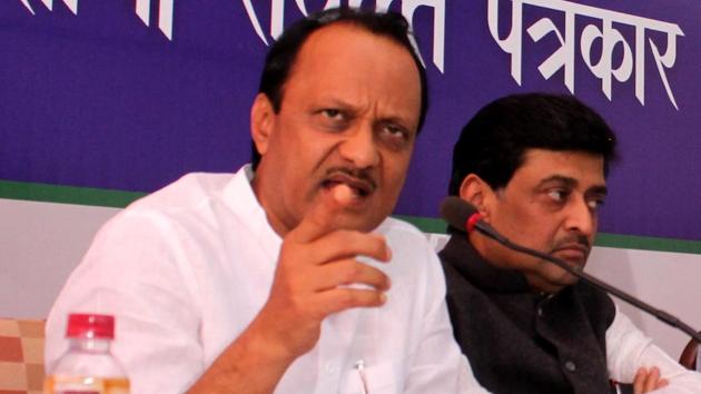 NCP leader Ajit Pawar and Congress’ Ashok Chavan at Nagpur on Sunday.(SUNNY SHENDE) NCP leader Ajit Pawar and Congress’ Ashok Chavan at Nagpur on Sunday.(SUNNY SHENDE)