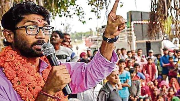 Independent candidate Jignesh Mevani addresses a rally in Vadgam, Gujarat, on Sunday.(Kunal Patil/HT Photo)