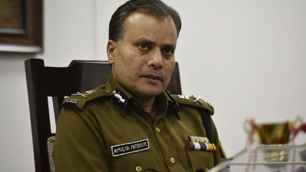 Delhi Police Commissioner Amulya Patnaik said that local beat constables have been told to look out for criminal elements who have obtained high-speed motorcycles in their respective areas. (Vipin Kumar/HT PHOTO) Delhi Police Commissioner Amulya Patnaik said that local beat constables have been told to look out for criminal elements who have obtained high-speed motorcycles in their respective areas. (Vipin Kumar/HT PHOTO)