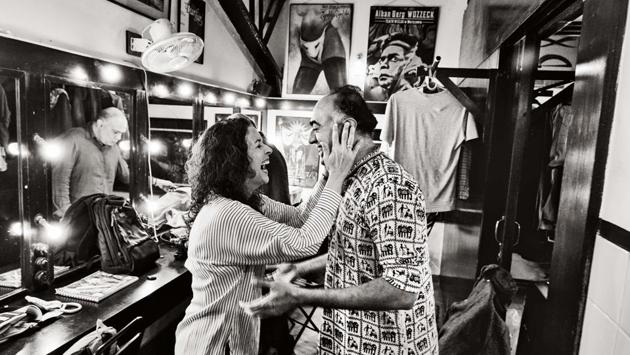 Home to the country’s finest theatre actors, Prithvi has hosted some of the most celebrated theatre acts in the country. Here seen in the green room are theatre actors Rajit Kapur, Shernaz Patel and Rahul da Cunha, also co-founders, Rage Productions at Prithvi Theatre. (Prabhat Shetty / HT Photo)