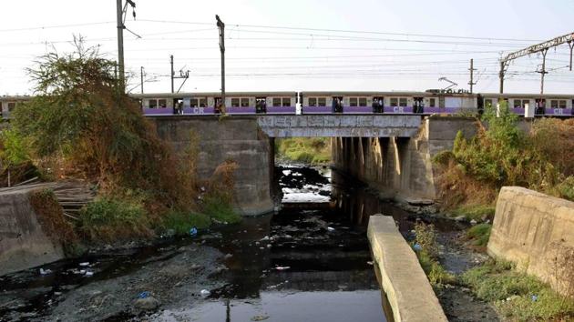 MIDC officials told HT that this was not the first time they had witnessed such a problem (FILE) MIDC officials told HT that this was not the first time they had witnessed such a problem (FILE)