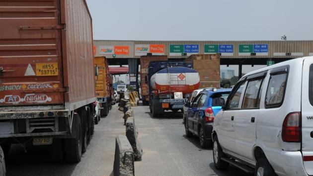 As the VIP lane was closed due to a vehicular breakdown, toll plaza staffers asked MLA Bodige Shobha to pass through the regular route. This enraged the legislator, who allegedly castigated those manning the barricades. (Pic for representational purposes only/ Praveen Kumar) As the VIP lane was closed due to a vehicular breakdown, toll plaza staffers asked MLA Bodige Shobha to pass through the regular route. This enraged the legislator, who allegedly castigated those manning the barricades. (Pic for representational purposes only/ Praveen Kumar)