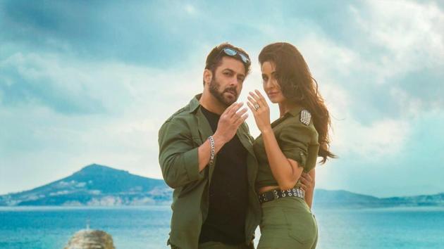 Salman Khan and Katrina Kaif in a still from Tiger Zinda Hai song, Swag Se Swagat. Salman Khan and Katrina Kaif in a still from Tiger Zinda Hai song, Swag Se Swagat.