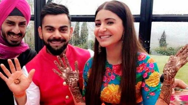 Virat Kohli (L) and Anushka Sharma during their wedding in Florence. Top Pakistan cricketers have wished the newly-married duo. (PTI) Virat Kohli (L) and Anushka Sharma during their wedding in Florence. Top Pakistan cricketers have wished the newly-married duo. (PTI)
