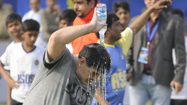 Maradona was clearly exhausted after the workshop. (Samir Jana/Hindustan Times)
