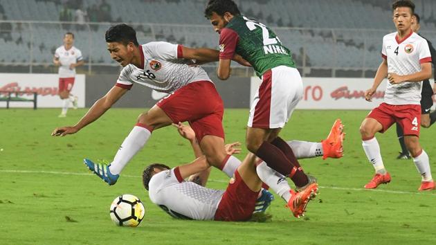 Action from the Mohun Bagan vs Shillong Lajong I-League match at Salt Lake Stadium in Kolkata on Thursday. (AIFF) Action from the Mohun Bagan vs Shillong Lajong I-League match at Salt Lake Stadium in Kolkata on Thursday. (AIFF)