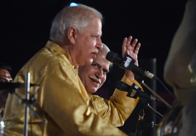 Artiste Rajan Mishra (R) and Sajan Mishra (L) perform at the Sawai Gandharva Bhimsen Mahotsav at Ramanbaug school on Wednesday. (Pratham Gokhale/HT Photo) Artiste Rajan Mishra (R) and Sajan Mishra (L) perform at the Sawai Gandharva Bhimsen Mahotsav at Ramanbaug school on Wednesday. (Pratham Gokhale/HT Photo)