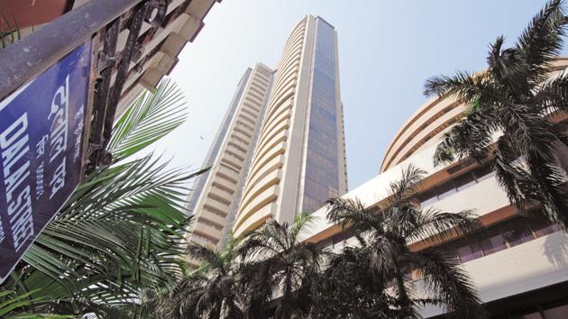 Prominent gainers were Dr Reddy’s, ONGC, Wipro, Bharti Airtel, Infosys, Heromoto Corp and Lupin, rising up to 0.86%. (Mint File Photo) Prominent gainers were Dr Reddy’s, ONGC, Wipro, Bharti Airtel, Infosys, Heromoto Corp and Lupin, rising up to 0.86%. (Mint File Photo)