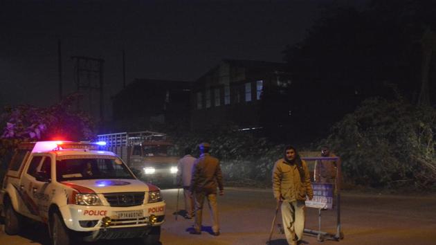 Residents said police presence on roads has increased. (Sakib Ali/HT Photo) Residents said police presence on roads has increased. (Sakib Ali/HT Photo)