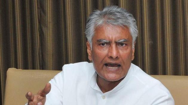 Punjab Congress president Sunil Jakhar expelled nine local leaders from primary membership of the party.(HT File Photo)