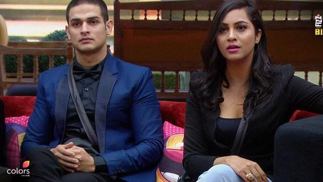 Priyank and Arshi discuss with Salman. Priyank and Arshi discuss with Salman.