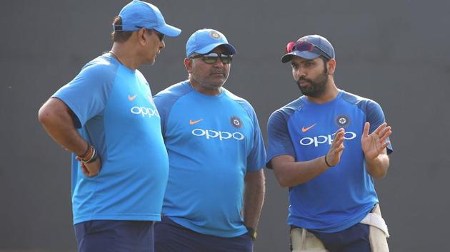 Stand-in India captain Rohit Sharma (R), who hit a double century in Mohali, will look to continue his blistering form in the decider against Sri Lanka at Visakhapatnam. (Twitter )