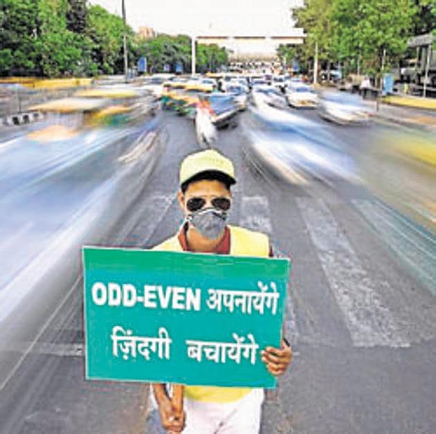 At a recent meeting with authorities of Delhi-NCR, EPCA had said that whenever the air quality stays at “emergency” levels for 48 hours, tougher measures under the Graded Response Action Plan (GRAP) will kick in automatically.(Ravi Choudhary/ / HT Photo)