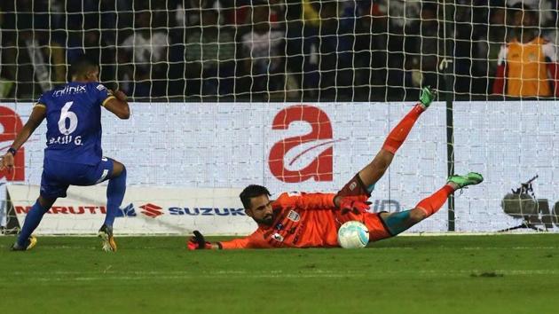Mumbai City FC goalkeeper Amrinder Singh makes a save against ATK. (ISL) 