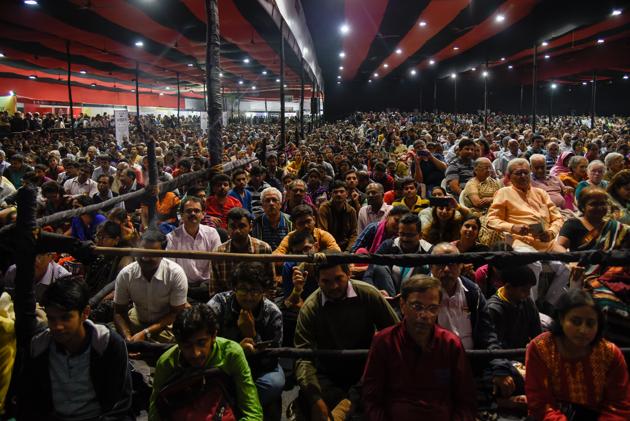 Spectators in large numbers seen on day two of Sawai Gandharva Mahotsav at Ramanbaug on Thursday. (Sanket Wankhade/HT PHOTO) Spectators in large numbers seen on day two of Sawai Gandharva Mahotsav at Ramanbaug on Thursday. (Sanket Wankhade/HT PHOTO)