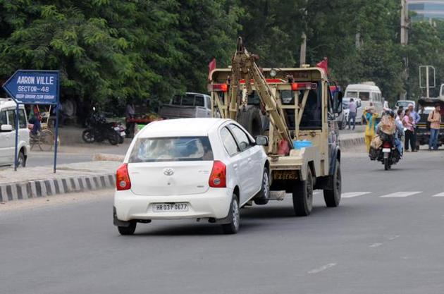 The child was handed over to the parents at the traffic police lines, the parents decided not to lodge any complaint.(HT File/Representative image) The child was handed over to the parents at the traffic police lines, the parents decided not to lodge any complaint.(HT File/Representative image)