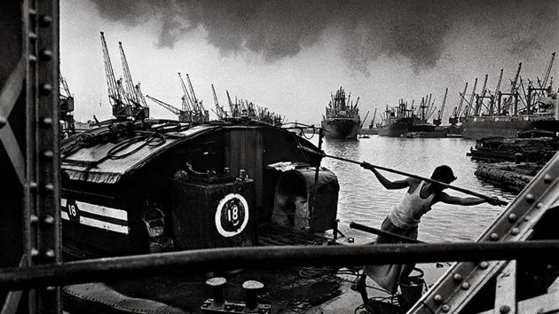 Dockyard, Kolkata, 1990, where the dry docks catered to the diverse repair and maintenance needs of the vessels calling on the Eastern Ports of India. (Raghu Rai / Magnum Photos) Dockyard, Kolkata, 1990, where the dry docks catered to the diverse repair and maintenance needs of the vessels calling on the Eastern Ports of India. (Raghu Rai / Magnum Photos)