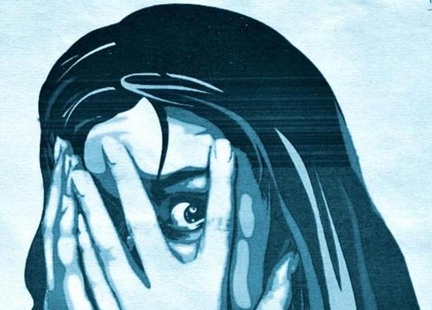 The woman informed the police that she boarded a boat at Assi Ghat and crossed the river. She said while she was meditating, three youths reached there and lifted her purse. When she resisted, they slapped her thrice.(Representational image)