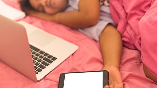 Researchers haven’t revealed any definitive health effects of using mobile phones, but people wanting to reduce their risk anyway should avoid keeping their mobile phone nearby when sleeping. (Shutterstock) Researchers haven’t revealed any definitive health effects of using mobile phones, but people wanting to reduce their risk anyway should avoid keeping their mobile phone nearby when sleeping. (Shutterstock)