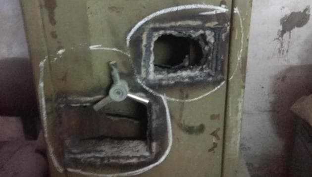 The police said the way the lockers were broken and locks were cut suggested that the burglars were inside the bank for not less than 10 hours. (Photo: Sourced) The police said the way the lockers were broken and locks were cut suggested that the burglars were inside the bank for not less than 10 hours. (Photo: Sourced)