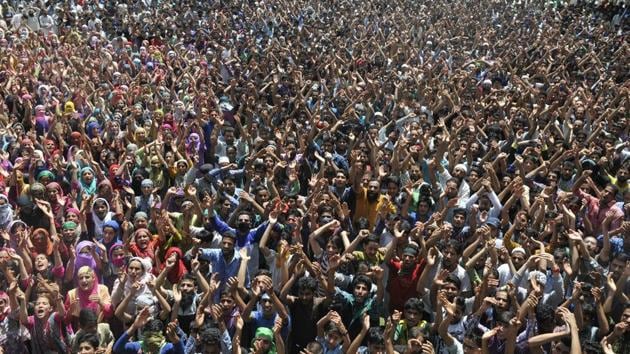 Kashmiris shout slogans during a protest against youth killed in firing by forces in Budgam district. (Waseem Andrabi / HT Photo) Kashmiris shout slogans during a protest against youth killed in firing by forces in Budgam district. (Waseem Andrabi / HT Photo)