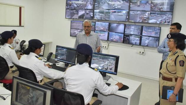 These “traffic challans (fines)” are issued either virtually or by policemen deployed on the roads. (HT Photo) These “traffic challans (fines)” are issued either virtually or by policemen deployed on the roads. (HT Photo)